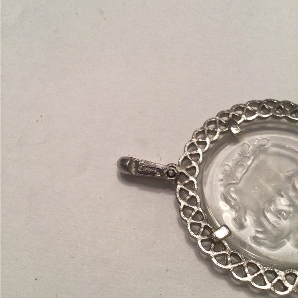 Vintage Trifari Taurus Zodiac Pendant - Picture 3 of 3